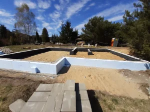 dom z użytkowym poddaszem, dachem dwuspadowym i garażem 100 m2 Poznań 9