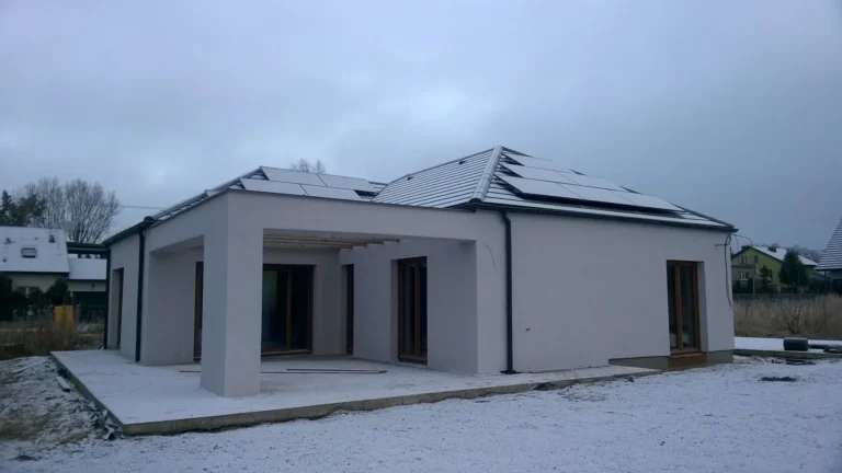 Domy energooszczędne Poznań - dom parterowy z dachem kopertowym