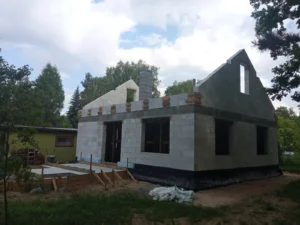 dom z użytkowym poddaszem i dachem dwuspadowym 130 m2 Łódź 14