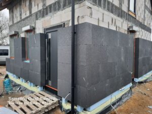 dom z użytkowym poddaszem i dachem dwuspadowym 70 m2 Poznań 24