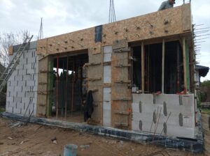 dom z użytkowym poddaszem i dachem dwuspadowym 70 m2 Poznań 15