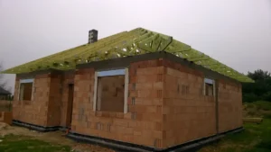 dom parterowy z dachem kopertowym 90m Poznań