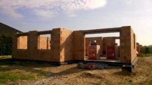 dom parterowy z dachem kopertowym 90m Poznań