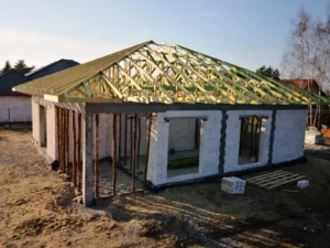 dom parterowy z dachem kopertowym 110 m2 Warszawa