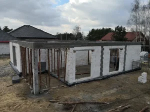 dom parterowy z dachem kopertowym 110 m2 Warszawa