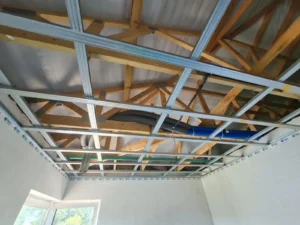 dom piętrowy z dachem kopertowym i garażem 160 m2 Warszawa