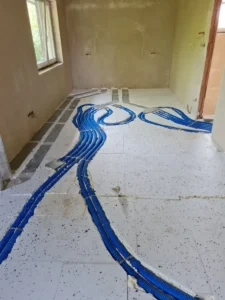 dom piętrowy z dachem kopertowym i garażem 160 m2 Warszawa