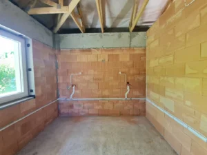 dom piętrowy z dachem kopertowym i garażem 160 m2 Warszawa