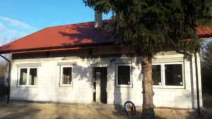 dom parterowy z dachem dwuspadowym 100 m2 Warszawa