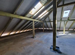 dom parterowy z dachem kopertowym 210 m2 Warszawa