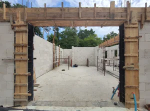 dom parterowy z dachem kopertowym 210 m2 Warszawa