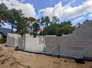 dom parterowy z dachem kopertowym 210 m2 Warszawa