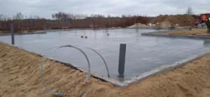 dom z użytkowym poddaszem, dachem dwuspadowym i garażem 240 m2 Łódź