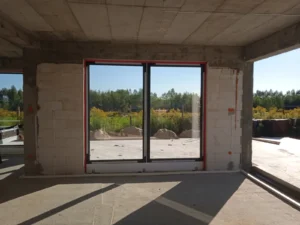 dom z użytkowym poddaszem, dachem dwuspadowym i garażem 240 m2 Łódź