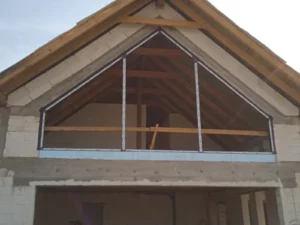 dom z użytkowym poddaszem, dachem dwuspadowym i garażem 240 m2 Łódź