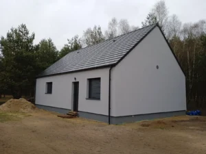 Budowa domów Poznań - dom szkieletowy z dachem dwuspadowym